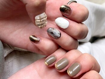 トータルビューティーステラ(TOTAL BEAUTY STELLA)の写真/ニュアンス・マグネット・ワンカラー等ネイルサンプル多数!丁寧なネイルケア、カルジェルバイオジェル使用