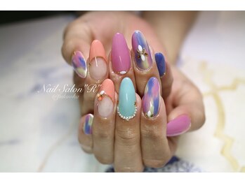 ネイルサロン R/