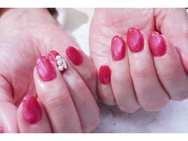 赤のギャラクシーネイル