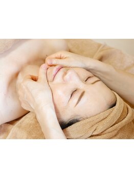 ホウレイ線・たるみ改善！予防ケア