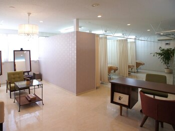 プリエ(PRIER)/店内/駐車場完備/茅ヶ崎