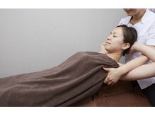 ローズボディ 恵比寿店/胸椎矯正-背骨ポキポキスッキリ