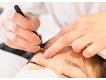 ハルヒ(HARUHI)の雰囲気（難しい眉毛のお手入れも毛量を整えて自己処理要らず。）