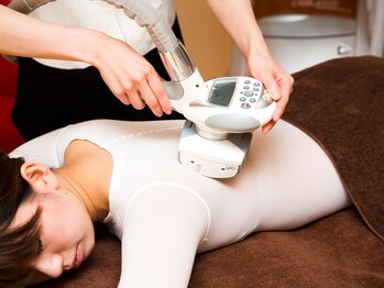 クオーレ ハギワラ 東金店(cuore HAGIWARA)/特殊ローラーで脂肪を分解！！