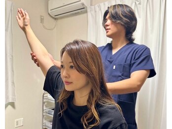 トゥーアズ シャロン(toAZ SHARON)/状態検査、可動域チェック