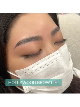 ベティーブー(Betty boo)/ハリウッドブロウリフト