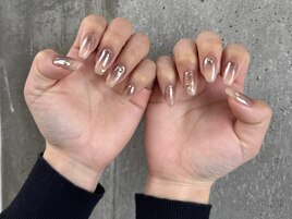 ベージュミラーネイル