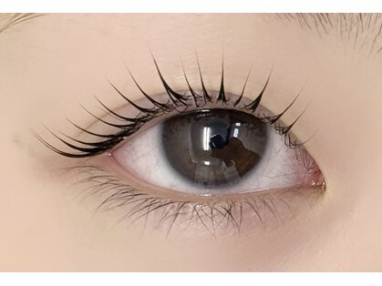 ザート ネイルアンドアイ アトリエ(ZAT nail&eye atelier)の写真