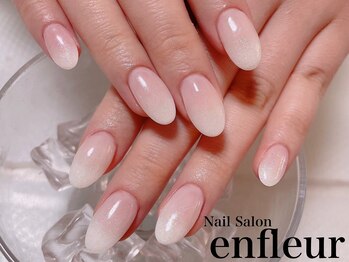 ネイルサロン アンフルール/長さ出し☆キラキラ白グラデ