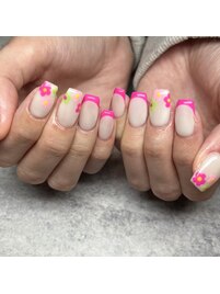 お花ネイル[新宿/新宿駅]