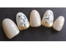 ネイルサロンアンドスクール アイビー(IVY)/ヌードカラーで上品に