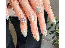エムネイル(emNail)/持ち込みでデザイン