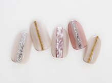 アートラウンジリハナ(Art Lounge Rihana)/ニュアンス縦ラインネイル