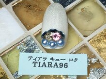 ネイルサロン エルオーケー(L.O.K)/【3D NAIL ART】TIARA96 ¥1600