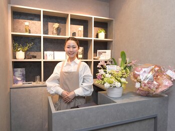 サッコ 栄店(Sacco)/【グレーを基調とした受付】