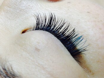 イムア(IMUA)の写真/エクステの装着角度やまつ毛とグルーの密着に気を付けて、長持ちするよう心掛けて施術しています♪