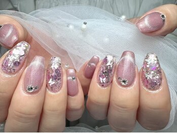 エムティーネイル(M.T nail)の写真/シンプルな中にもトレンドをおさえたデザインで周りと差がつく♪あなたの理想のネイルを叶えます!