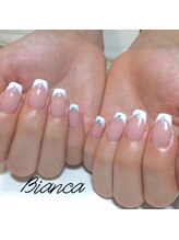 ビアンカ(Bianca)/バーチャルフレンチネイル♪