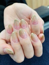 ネイルモア 三軒茶屋店(NAIL moA)/大人可愛いミラーフレンチ風