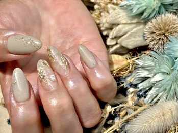 ネイルサロンアンドスクール ミュー(Nail Salon & school mieux)/大人フラワーネイル