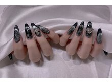 エムズ ネイルサロン(M2)/長さだし“ブラックマグネット”