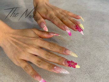 ザネクストシンサイバシ(The Next shinsaibashi)/お花　ロングネイル　
