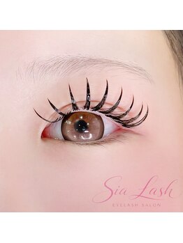 SiaLash【まつげパーマ/マツエク/パリジェンヌ/フラットラッシュ/LED/眉毛】の写真/あなただけに似合う目元に。経験豊富なアイデザイナーが叶える、高持続のフラットラッシュで輝く瞳を☆