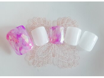 ペティアン エトワール アイラッシュアンドネイル(PETILLANT etoile)/フット5900円コース