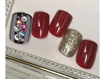 ネイルサロン ネイルクク(Nail KUKU)/ストーンもりもり!