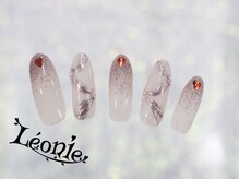 レオニー(Leonie)/レース風ネイル