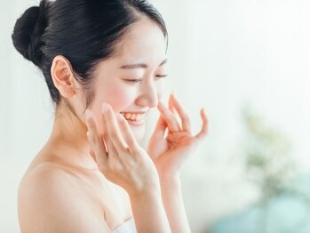 脱毛サロン アンジェ 浦安店の写真/韓国発！話題の小顔メニュー【プラズマシャワー×レモンボトル2cc初回¥9000】引き締まったフェイスラインに