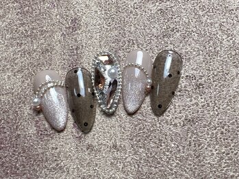 モアネイル 新宿/定額ネイル【新宿】