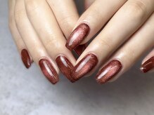 バーガンディ 鶴田(BURGUNDY)/