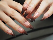 グラウネイル(grau nail)/グラデーションネイル