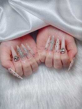 クイーンネイル(Queen Nail)/