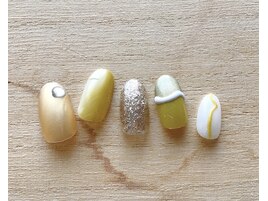 イエロー×ゴールド