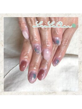 笑楽美屋/塗りかけ?!お遊びネイル