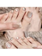 サロン ティアラ ツキジ(salon tiala tsukiji)/フット&ハンド¥12800