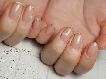 トノワ 目白(Tnoi)/透明感のあるピンクで指先美人