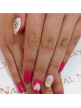 クリスタルネイル ボンベルタ橘店(CRYSTAL NAIL)/ハートネイル
