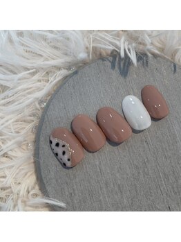 リリーネイル(Lilly nail)/ダルメシアンネイル