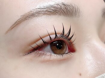 エクラートアイ アンド ローレル 池袋店(ECLART eye&Laurel)/まつげパーマ/担当tomo