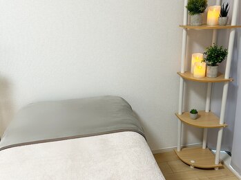 ホワイト ターコイズ/リラックスしてお過ごしください