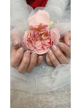 キレイめで人気！ガラスフレンチ