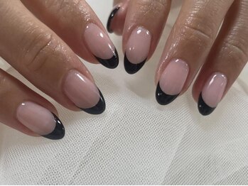 ザラボアングゥ(The Labo ungu)/大人気のフレンチネイル