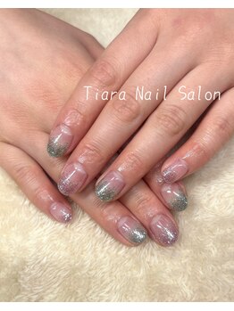 ティアラ(Tiara)/ラメグラデーション