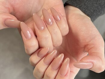 ヴィーナ クロウ(Vena claw)の写真/【ケアにこだわる美しい指先】肌なじみと上品さにこだわる大人のシンプルネイル。毎日が嬉しくなる指先へ♪