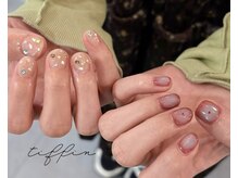 ネイルサロン ティフィン(tiffin)/～キラキラ＆チークネイル～