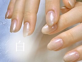 Whiteグラデーション
