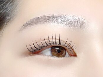 ネイルサロン ブリオン(Nail Salon Bullion)の写真/《お好きなデザインが選べるまつエク☆》軽量×モチ◎自まつげの負担を最小限に抑えつつ上品な目元に♪